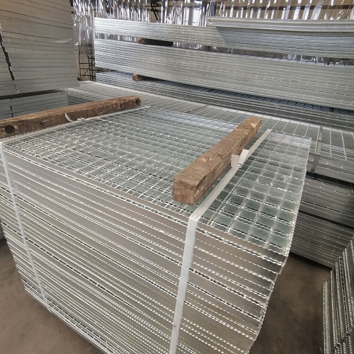 如何辨別劣質鋼格板？看這4個細節，避免安全隱患