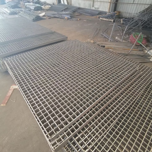 鋼結(jié)構(gòu)平臺鋼格柵：輕量化高強度搭配方案