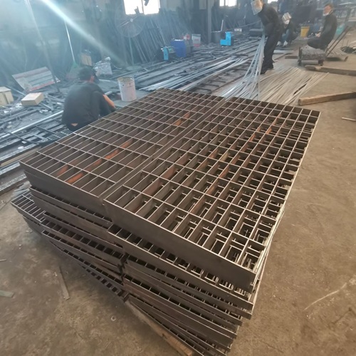 鋼格柵選購(gòu)雷區(qū)：這 5 種產(chǎn)品再便宜也別買