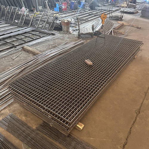 鋼格柵板在數(shù)據(jù)中心地板中的關(guān)鍵作用